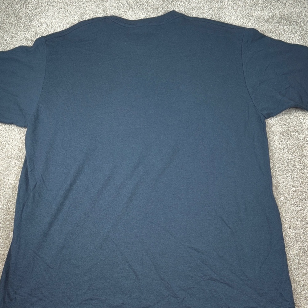 Largemouth Bass Fishing Graphic T-Shirt Newport blue men's size XL‎ - Picture 4 of 4